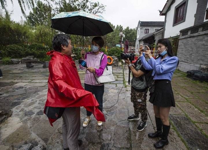 市民|月牙泉再次喷涌成网红，牵动着爱泉市民的心