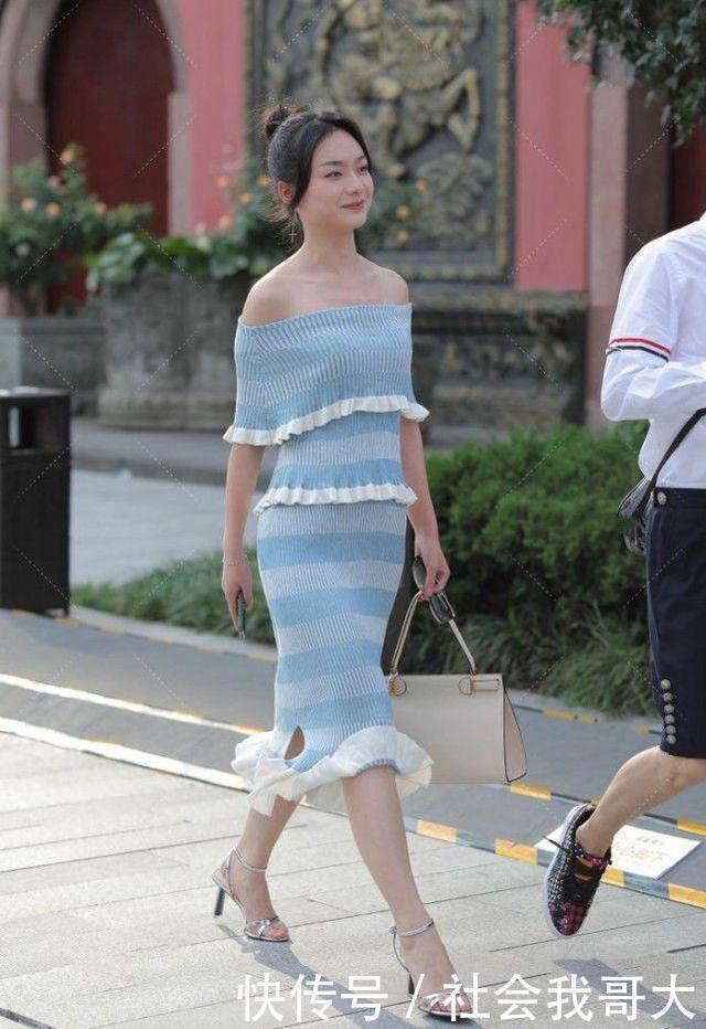“一字肩”蛋糕裙，精致时髦，气质逼人