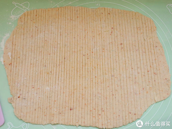 剩米饭别只会蛋炒饭，用来做辣条，香辣劲道，没有添加剂干净卫生