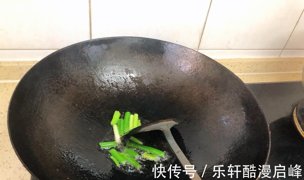 虾仁|一个人吃饭，我从不叫外卖，这菜自己在家就能做，营养又健康！