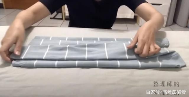 衣柜|折好衣服，是收纳第一步!小姐姐手把手靠这招，教你衣柜再放50件