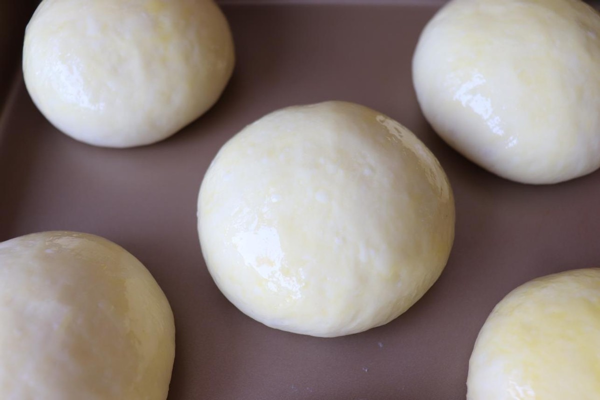 好吃的蒜香面包，浓郁奶香和蒜香碰撞是一绝，烘焙新手也能驾驭