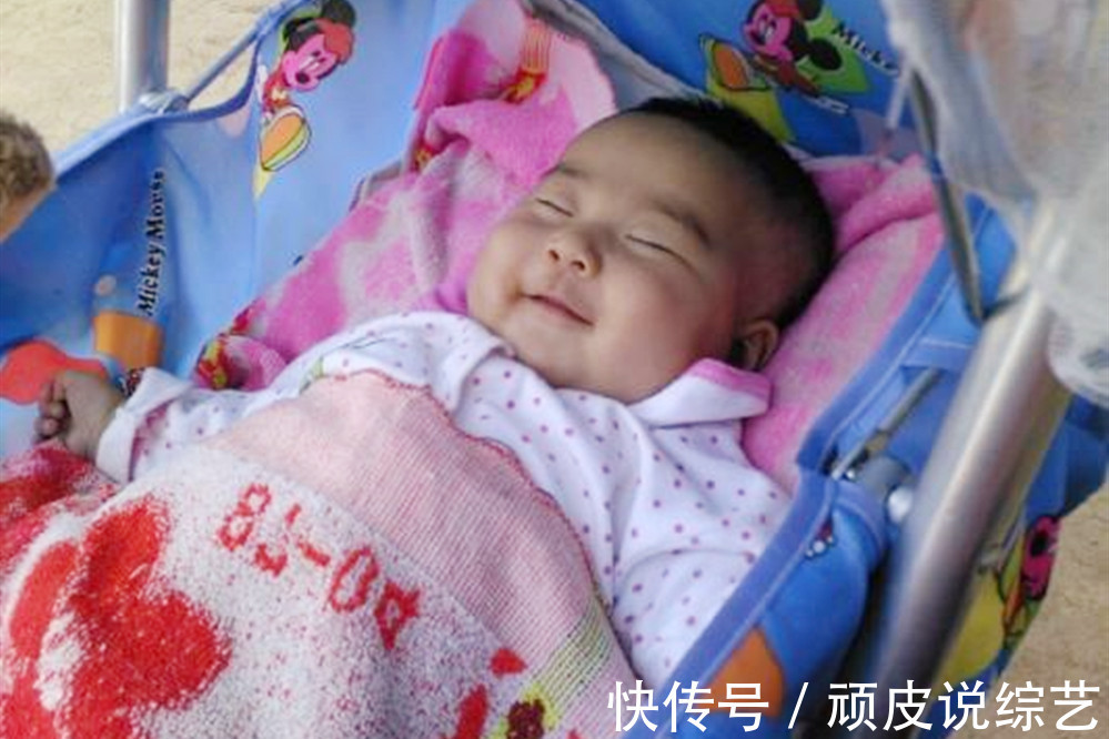 智商|宝宝大脑发育得好不好,宝宝睡觉表现告诉你,宝妈可要注意这三点