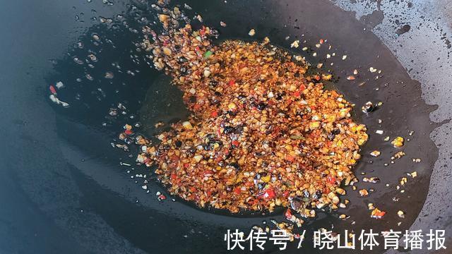 家常菜|豆豉蒸鱼，又香又好吃的一道美味家常菜，看着直流口水