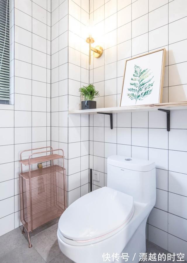 卫生间杂乱不堪，学会收纳是关键，6个收纳小妙招节省空间又整洁