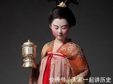 壁画@唐代的服饰有多复杂?民间服饰有哪几种样式?