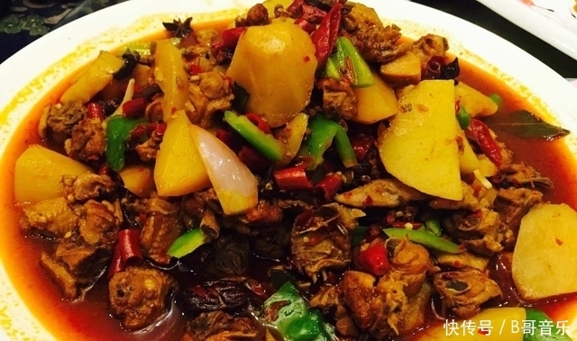 菜花|10个人点了12个菜花了600块,吃一顿顶一天这钱花的真值