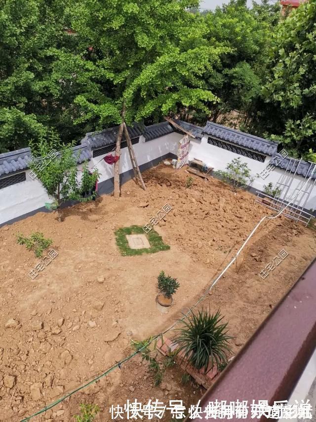 门斗|旧房改造丨农村老房大改造,瞬间变成小别墅,你给打几分