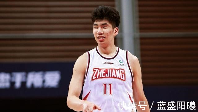 天壤之别|天壤之别!5分钟2分对比27+20,浙江男篮“小姚明”日子不好过了!