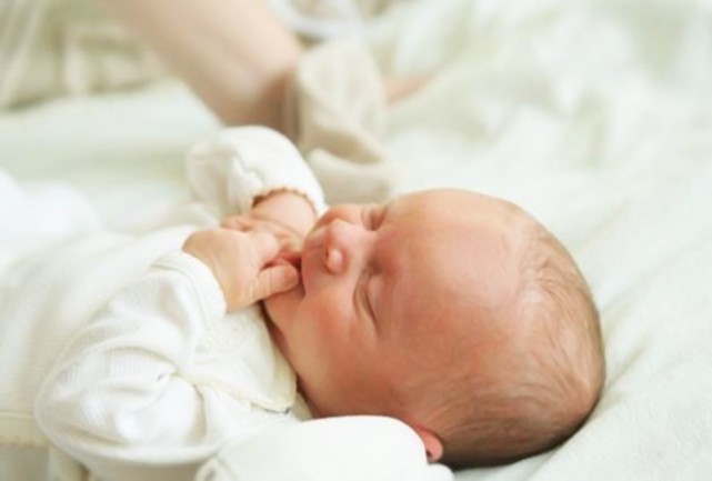 宝宝|新生儿到底“怕冷”还是“怕热”家长不要弄错了,以防伤到孩子