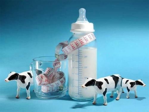 在给宝宝选奶粉的时候大家都是怎么选的?选择的时候要看什么呢?
