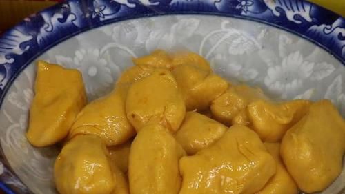 早餐|南瓜学会这样做，早餐再也不发愁，外面买不到，比油条还香