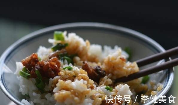 炒青菜|炼猪油，不要只懂加水，多放这2样，猪油又香又白，无腥味不发霉