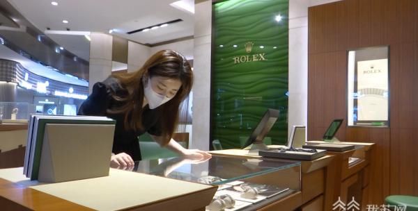 林女士|价值30万的劳力士表“生日”为何成谜？