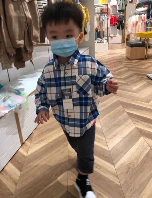 吃肉|7岁男童不常吃肉，却积食3年难长个，医生：这3种食物父母别喂