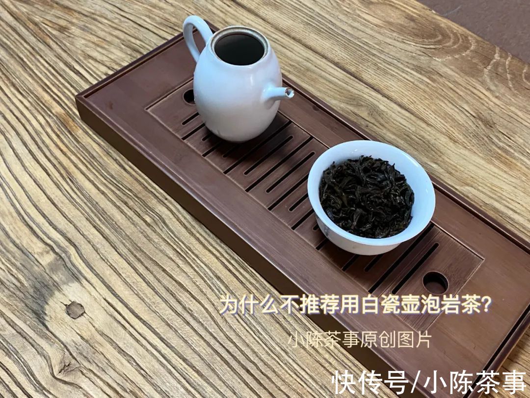 闻香|白瓷盖碗VS白瓷壶，谁才是春节泡茶待客的最佳茶具？答案来了