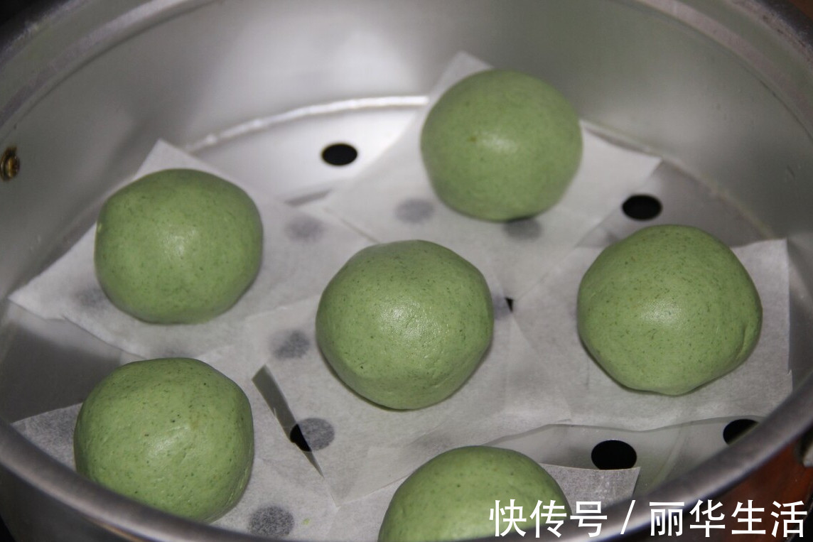 咸蛋黄|想吃青团不用买,教你用艾叶自己做,软糯清香不粘牙,好吃又好做