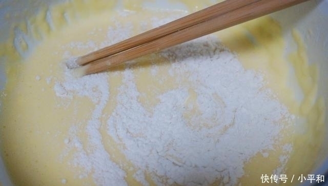 营养|这个菜叶被很多人扔掉, 用它做早餐饼, 省事好吃又营养