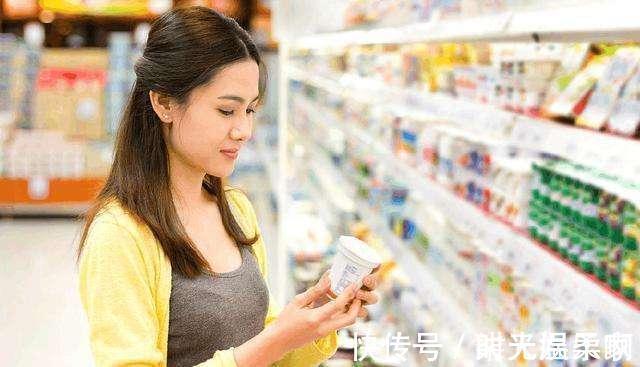 长高|8岁女孩坚持喝这些“牛奶”,2年没长高,医生直言没一样有营养