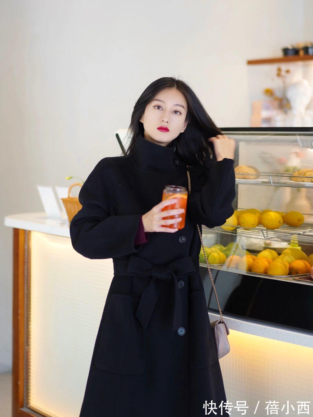 半身裙|秋冬建议多穿“大衣”,搭配半身裙保暖又优雅,搭配阔腿裤真高级