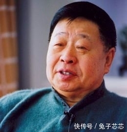 小品@相声大佬马季书法不可小觑,行云流水,气息畅达,造型别致有喜感