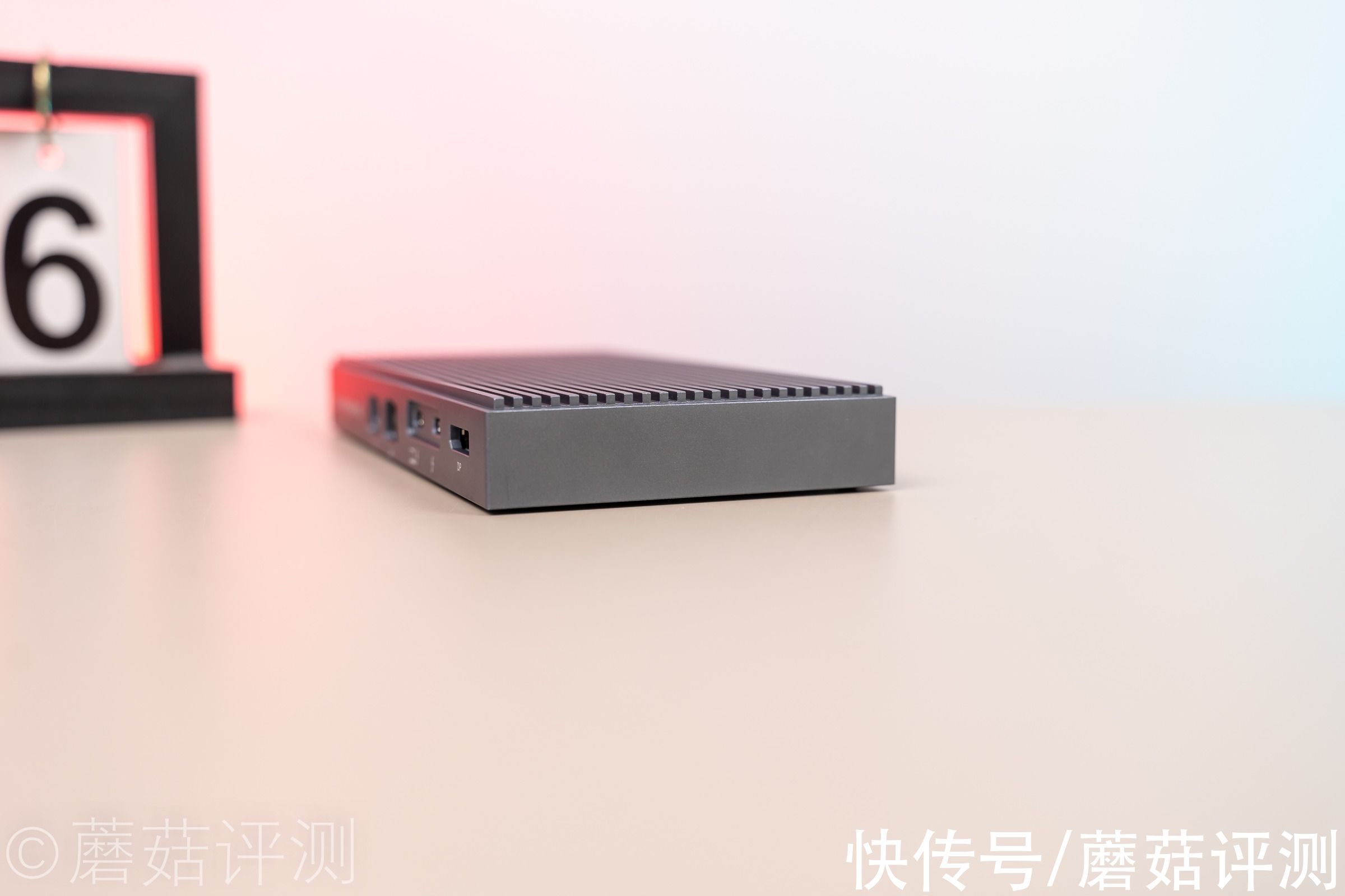 nvme|功能异常强大，满足更多专业需求、奥睿科雷电3硬盘盒拓展坞 拆解