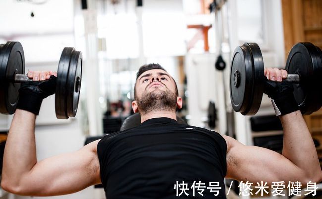 胸肌|上胸肌扁平薄弱,强化2块肌肉4个动作,打造饱满厚实的胸肌