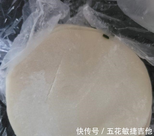 美食天下|虾皮鲜肉韭菜水饺，味道很鲜美，超好吃！