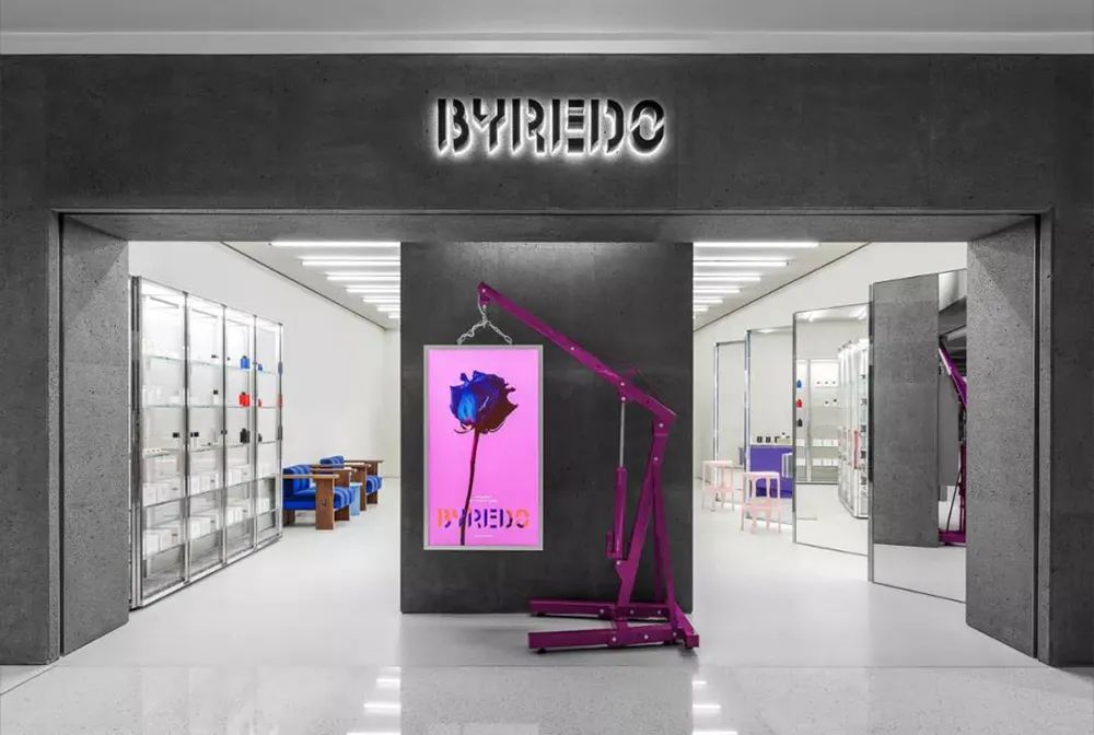 精品店|硬核消费趋势来了，一大波“精品店”入侵购物中心……