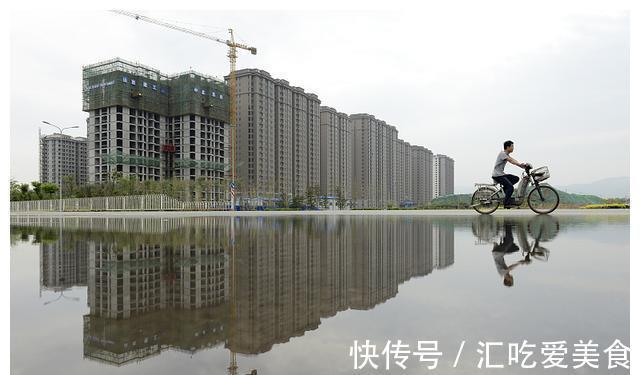 空置率|一边大量房产空置,一边刚需买不起房,怎么破局?老干部5字方案