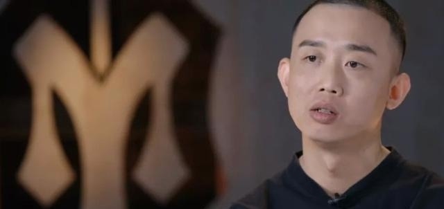 男流明星成普信男,陈小春参加节目变大爷,言承旭张云龙深情对视