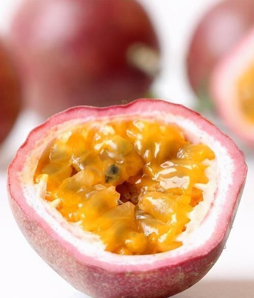 女性可以多吃3种食物,营养丰富、延缓衰老,早