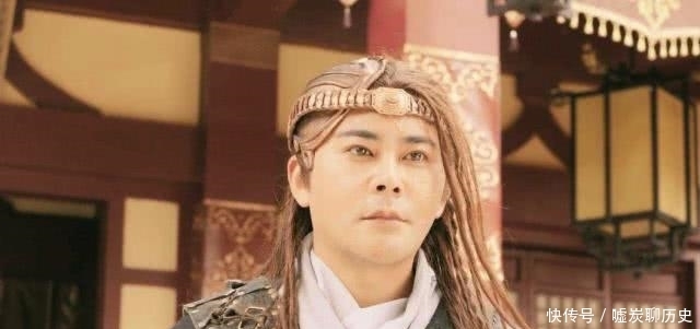 杨逍和范遥谁的功夫厉害?书中其实早有暗示,孰强孰弱一目了然