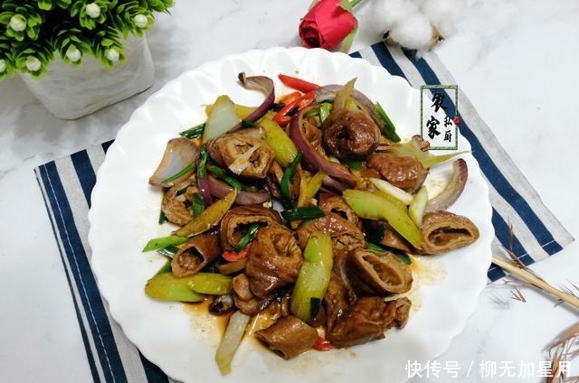 美食|这肉很多人“嫌弃”它,却是吃货眼中的美食,炒一炒比肉还香!