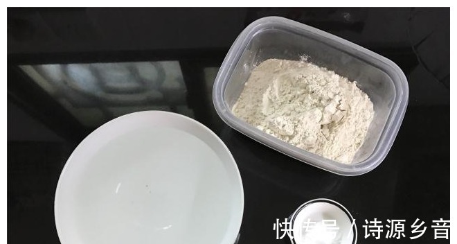 烤面筋|教你在家做烤面筋,不和面,不洗面,爽口弹牙,秒杀烧烤摊!
