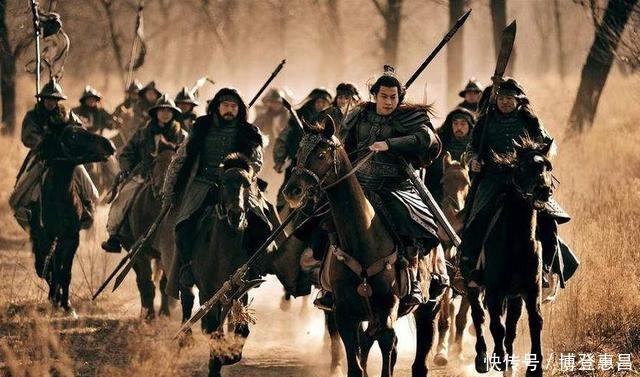 枭雄|一代枭雄诸葛亮的心腹,不是武力超群的赵云,而是难成大器的他!