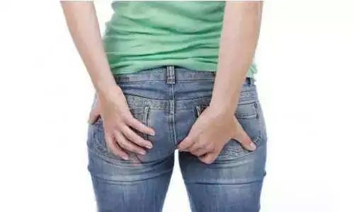 偏方|1个民间广为流传的痔疮偏方:十根韭菜,热水一泡,3日断根不复发