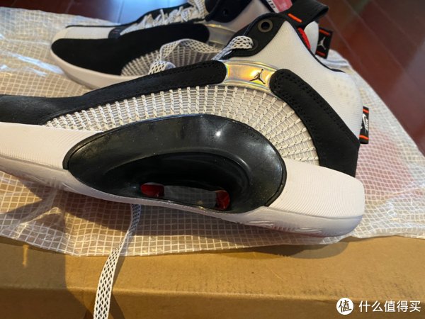 孩子 给孩子的礼物：NIKE 耐克 Air Jordan XXXV DNA 炫彩熊猫鞋