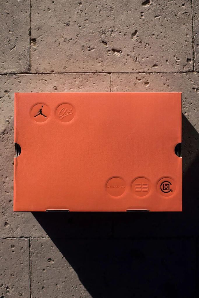 永远滴神！兵马俑 AJ 套装上脚太帅了！冠希刚晒出隐藏玩法！