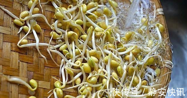 鱼汤一定要煮成牛奶白吗?私人诊所告诉你,尽量这样煮,汤最好喝