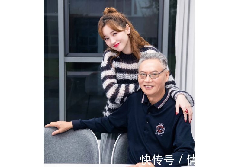 爸爸|“女兒不隨我姓”張紹剛調(diào)侃金莎爸爸尷尬，隨母姓當(dāng)真見不得人嗎