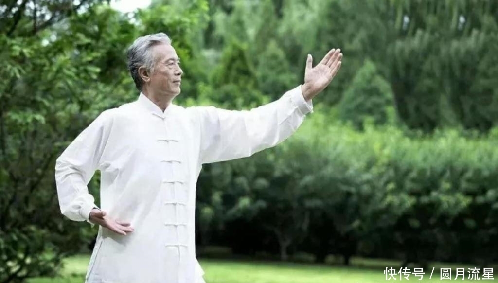 胆汁就会|晨起到底喝什么好? 记住以下几件事情, 做好清晨养生