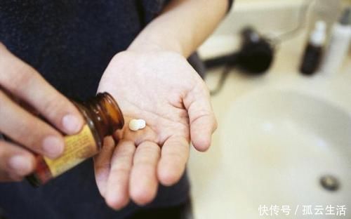 嗜酒如命的人，牢记喝酒“三不吃”，酒后“三不做”，好处都来找
