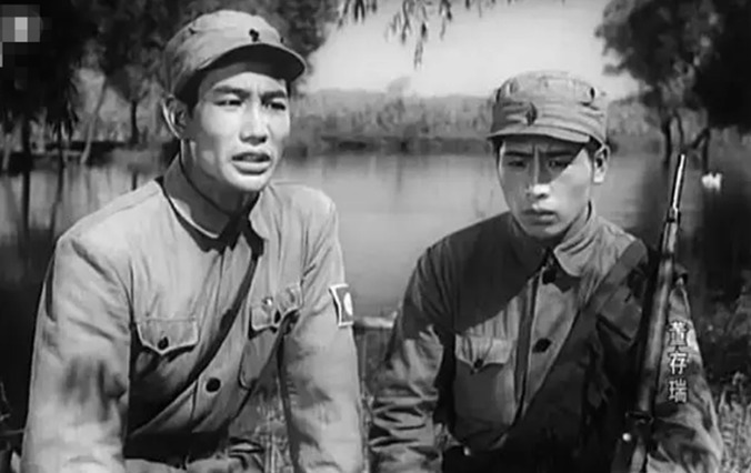 英年早逝|《小兵张嘎》罗金宝,45岁英年早逝,妻子独守空房51年,养大3娃