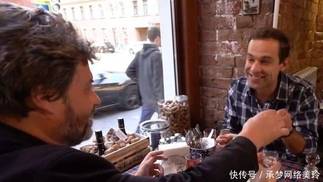 酸奶油|俄罗斯人一日三餐吃什么？有哪些餐桌礼仪？