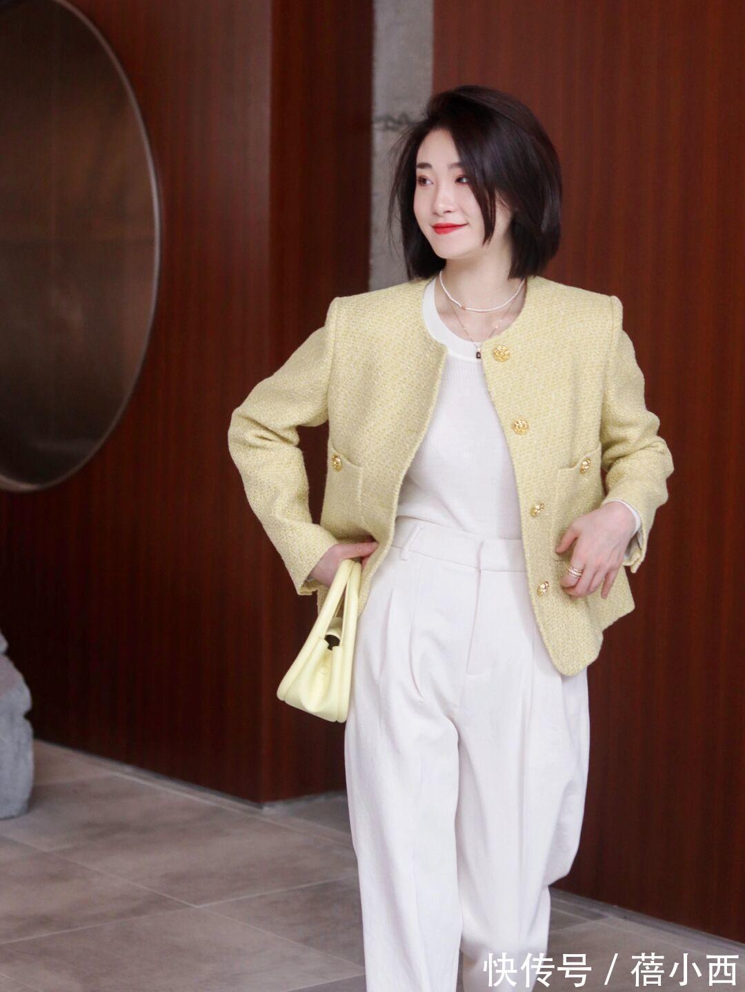 黑色|建议40+女性多穿“小香风外套”,搭配半身裙优雅,搭配裤子时髦