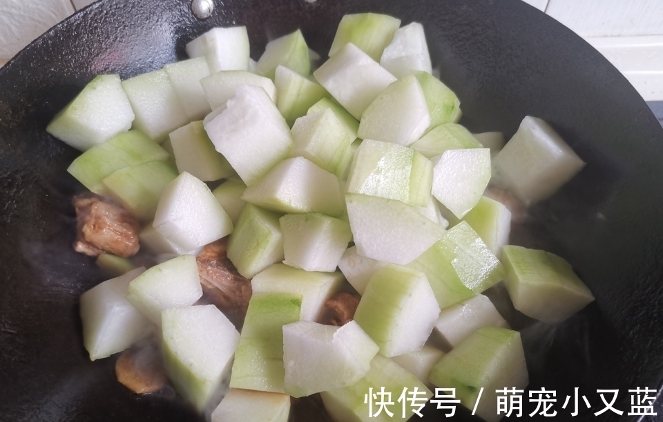 立秋后多吃这菜，维C是西红柿的3倍，苹果的6倍，简单炖炖就很棒