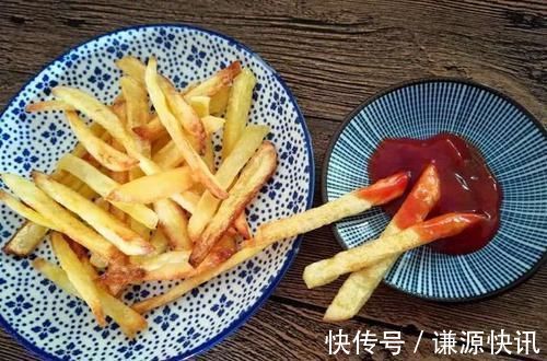 孩子|睡觉前,4种食物别让娃吃,没营养难消化,还容易导致积食
