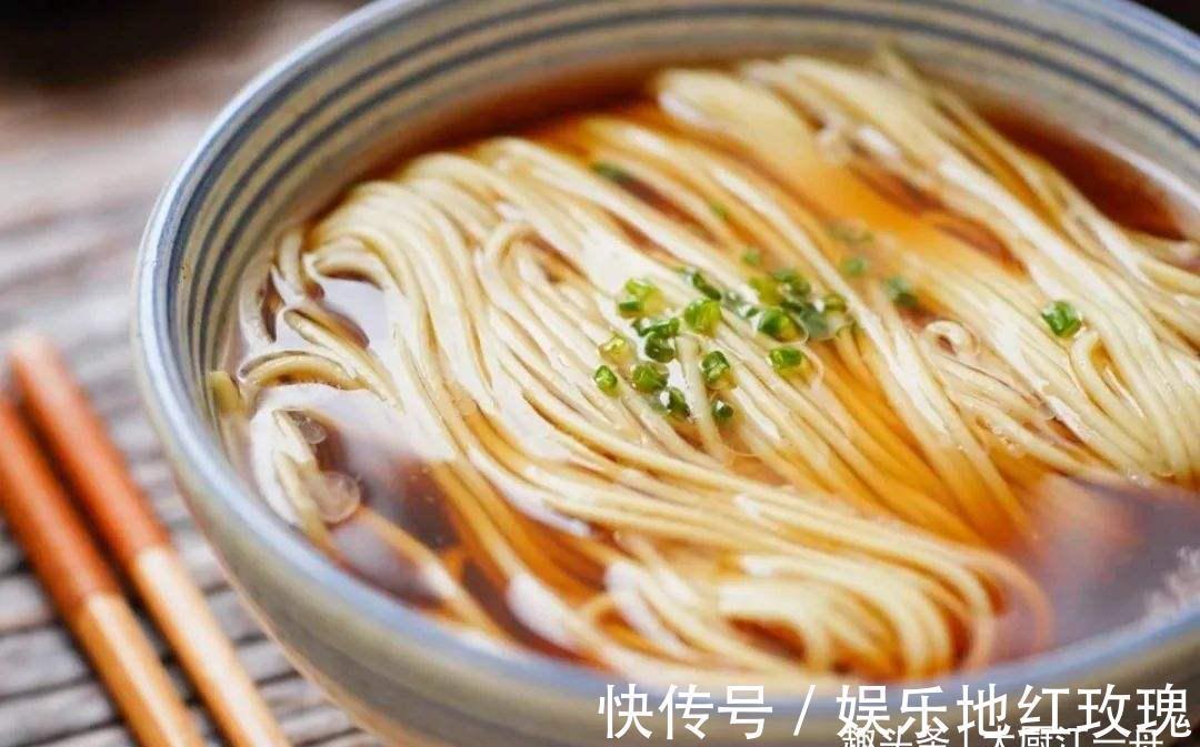 天冷后，教你4道面条做法，3分钟就能出锅，喝着暖和还有营养