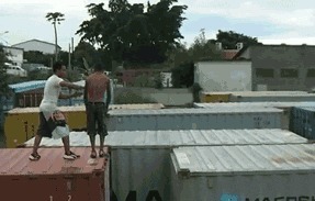 |搞笑GIF:这么魔性的表情,玩了一天根本停不下来